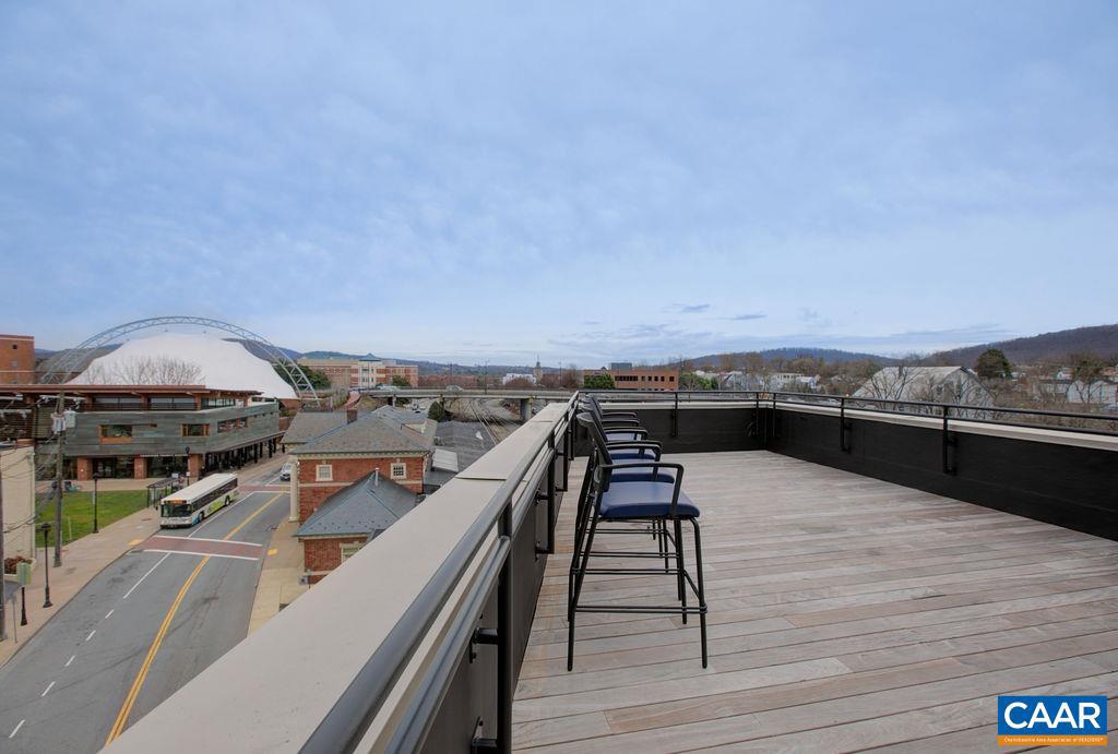 550 WATER ST #201, CHARLOTTESVILLE, Virginia 22902, 3 Bedrooms Bedrooms, ,3 BathroomsBathrooms,Residential,For sale,550 WATER ST #201,670654 MLS # 670654