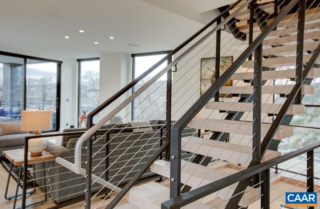 550 WATER ST #201, CHARLOTTESVILLE, Virginia 22902, 3 Bedrooms Bedrooms, ,3 BathroomsBathrooms,Residential,For sale,550 WATER ST #201,670654 MLS # 670654