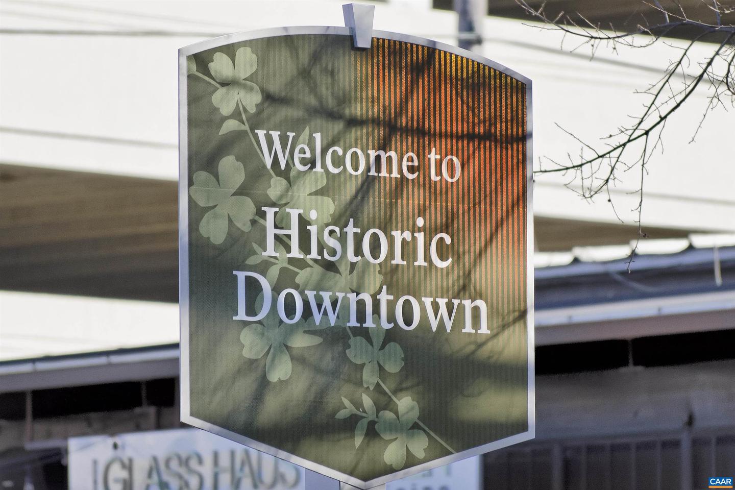 550 WATER ST #201, CHARLOTTESVILLE, Virginia 22902, 3 Bedrooms Bedrooms, ,3 BathroomsBathrooms,Residential,For sale,550 WATER ST #201,670654 MLS # 670654