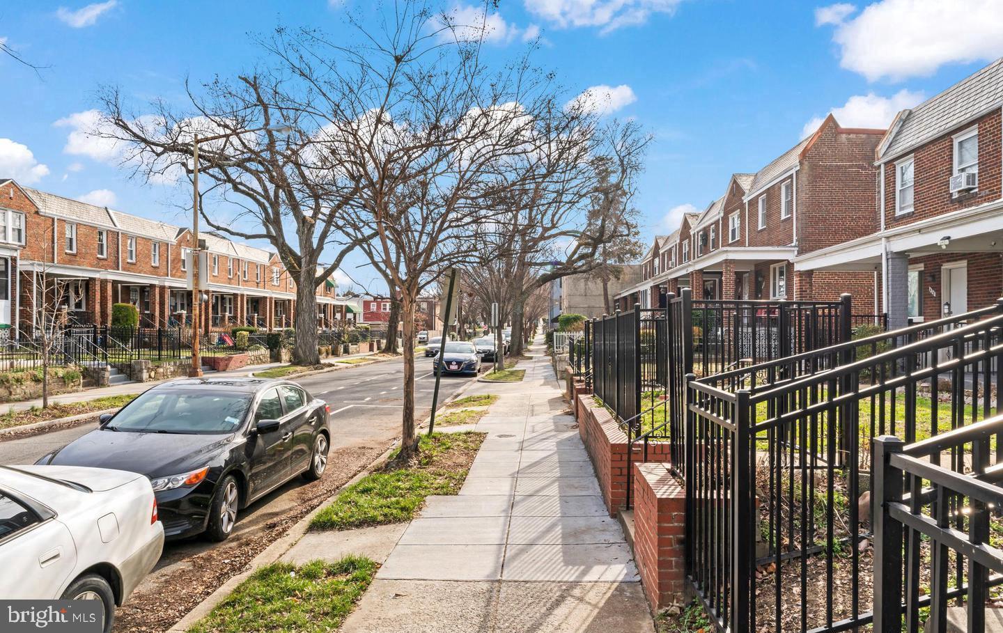 430 19TH ST NE, WASHINGTON, District Of Columbia 20002, 3 Bedrooms Bedrooms, ,1 BathroomBathrooms,Residential,For sale,430 19TH ST NE,DCDC2230070 MLS # DCDC2230070