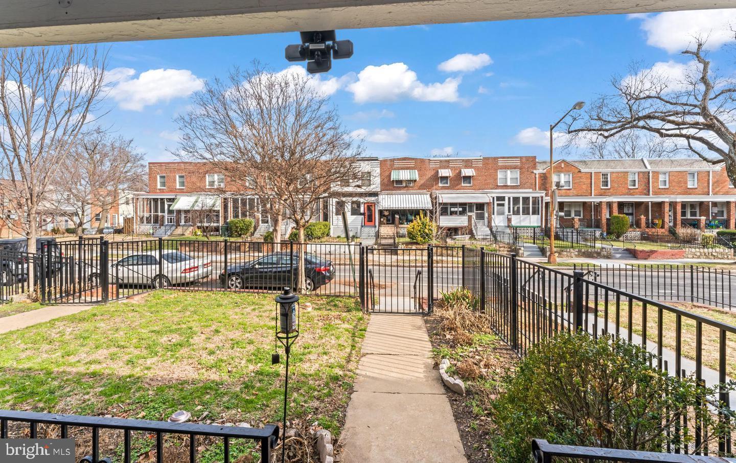 430 19TH ST NE, WASHINGTON, District Of Columbia 20002, 3 Bedrooms Bedrooms, ,1 BathroomBathrooms,Residential,For sale,430 19TH ST NE,DCDC2230070 MLS # DCDC2230070