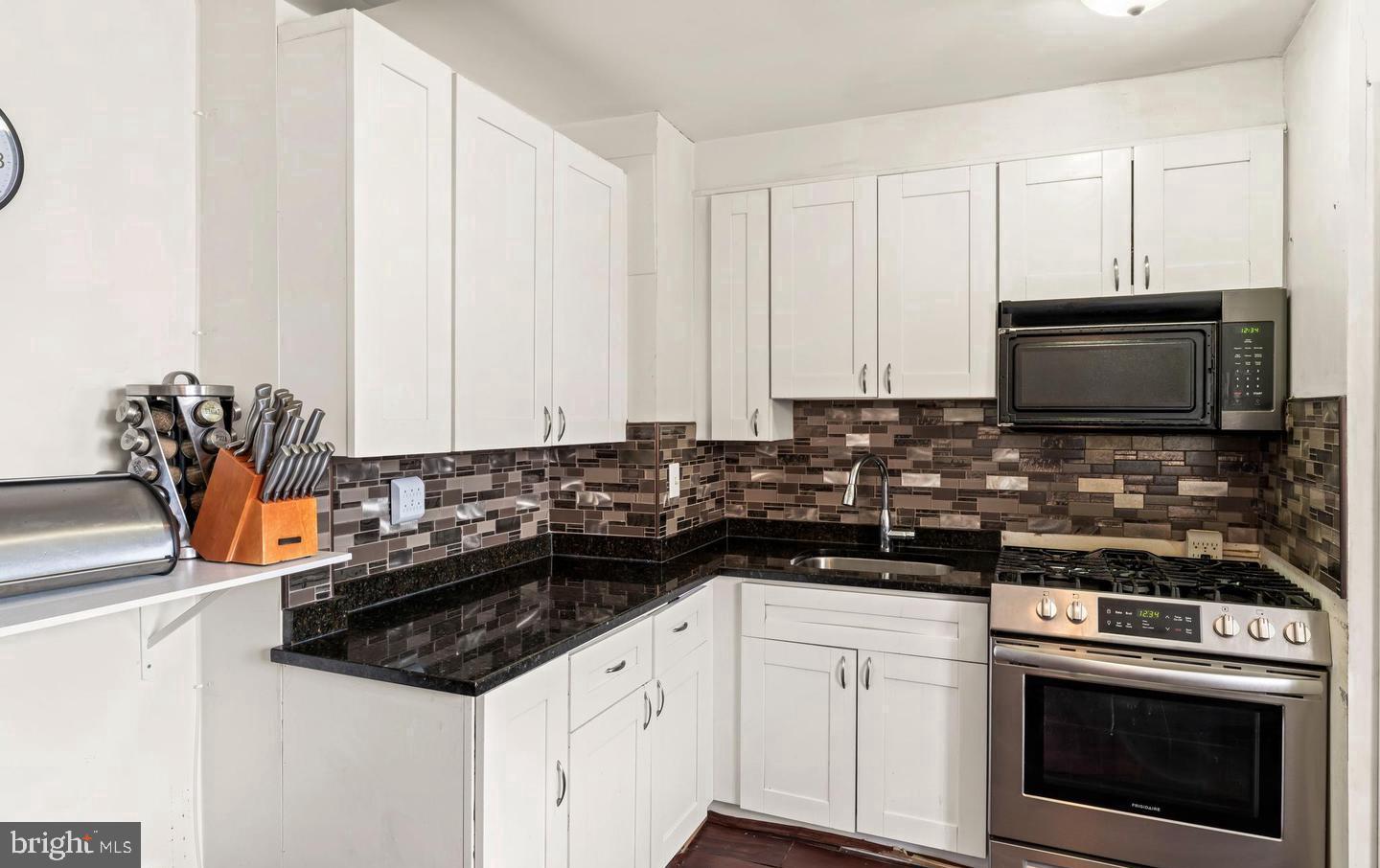 430 19TH ST NE, WASHINGTON, District Of Columbia 20002, 3 Bedrooms Bedrooms, ,1 BathroomBathrooms,Residential,For sale,430 19TH ST NE,DCDC2230070 MLS # DCDC2230070