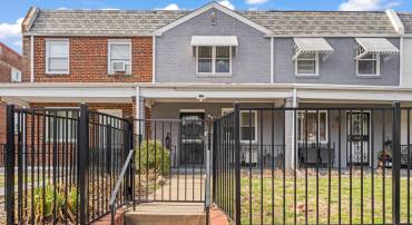 430 19TH ST NE, WASHINGTON, District Of Columbia 20002, 3 Bedrooms Bedrooms, ,1 BathroomBathrooms,Residential,For sale,430 19TH ST NE,DCDC2230070 MLS # DCDC2230070