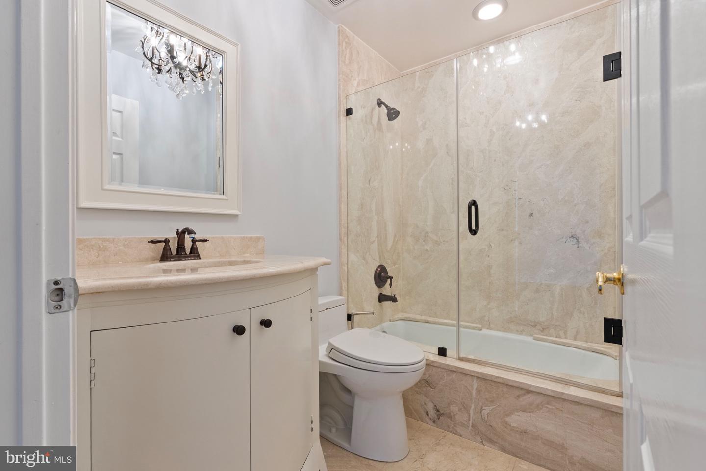 602 FORDS LANDING WAY, ALEXANDRIA, Virginia 22314, 4 Bedrooms Bedrooms, 13 Rooms Rooms,3 BathroomsBathrooms,Residential,For sale,602 FORDS LANDING WAY,VAAX2047984 MLS # VAAX2047984