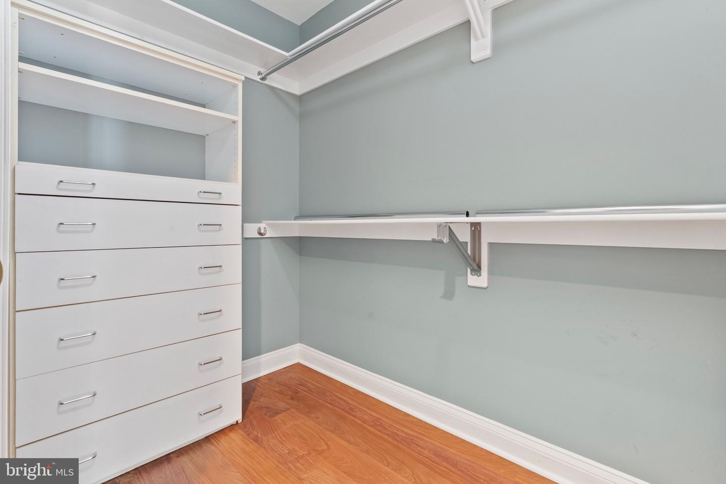 602 FORDS LANDING WAY, ALEXANDRIA, Virginia 22314, 4 Bedrooms Bedrooms, 13 Rooms Rooms,3 BathroomsBathrooms,Residential,For sale,602 FORDS LANDING WAY,VAAX2047984 MLS # VAAX2047984