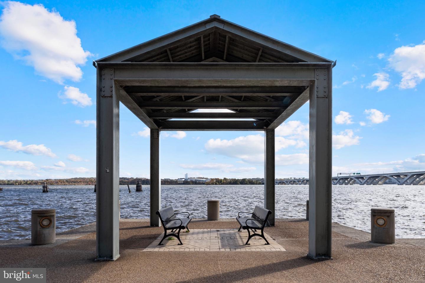 602 FORDS LANDING WAY, ALEXANDRIA, Virginia 22314, 4 Bedrooms Bedrooms, 13 Rooms Rooms,3 BathroomsBathrooms,Residential,For sale,602 FORDS LANDING WAY,VAAX2047984 MLS # VAAX2047984