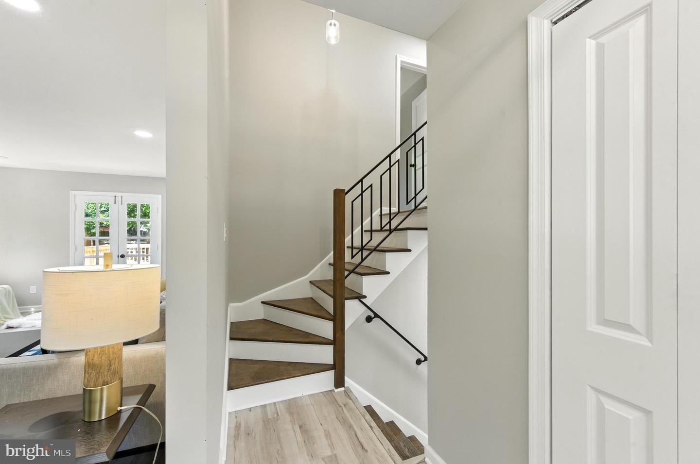 8602 CUSHMAN PL, ALEXANDRIA, Virginia 22308, 4 Bedrooms Bedrooms, ,3 BathroomsBathrooms,Residential,For sale,8602 CUSHMAN PL,VAFX2266324 MLS # VAFX2266324