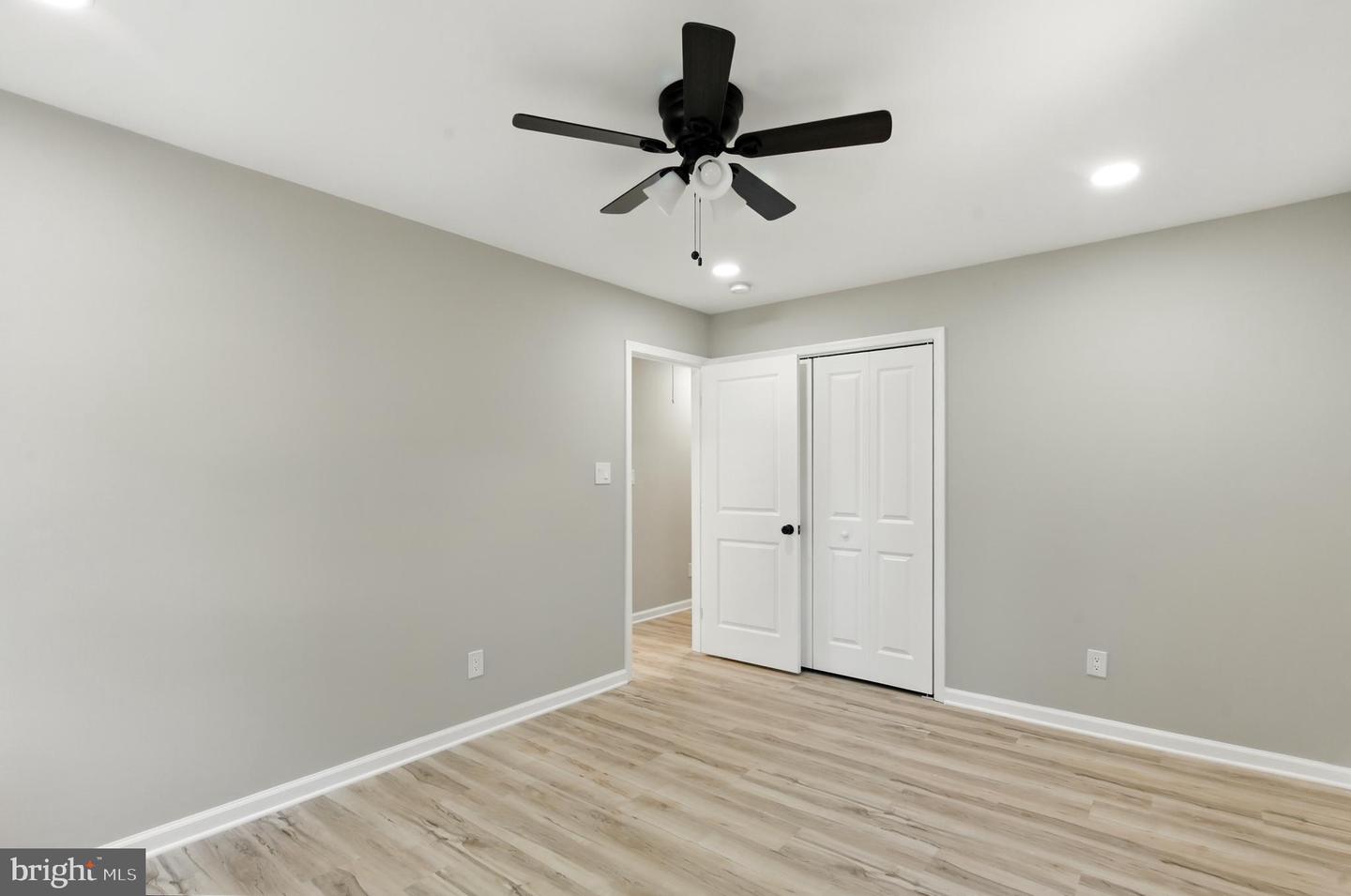 8602 CUSHMAN PL, ALEXANDRIA, Virginia 22308, 4 Bedrooms Bedrooms, ,3 BathroomsBathrooms,Residential,For sale,8602 CUSHMAN PL,VAFX2266324 MLS # VAFX2266324