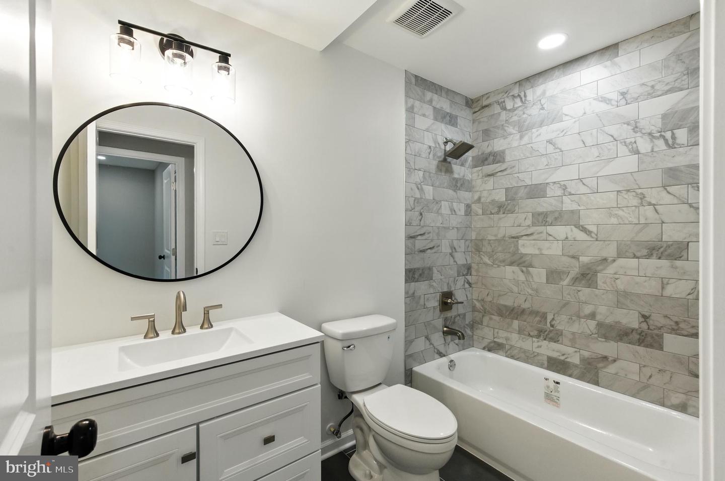 8602 CUSHMAN PL, ALEXANDRIA, Virginia 22308, 4 Bedrooms Bedrooms, ,3 BathroomsBathrooms,Residential,For sale,8602 CUSHMAN PL,VAFX2266324 MLS # VAFX2266324