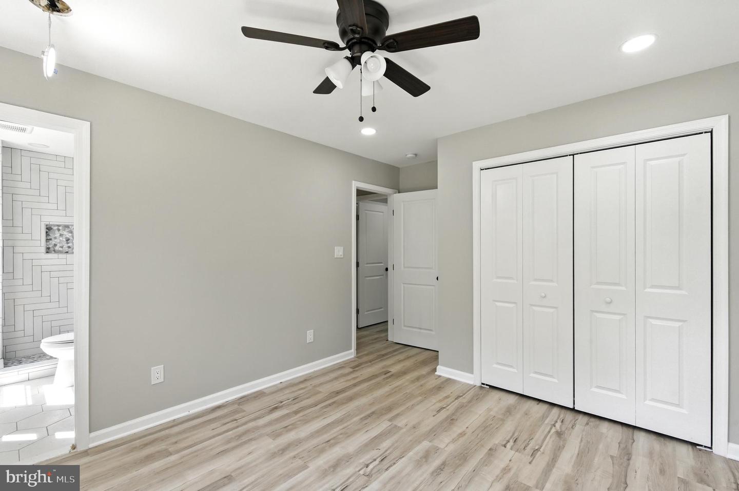 8602 CUSHMAN PL, ALEXANDRIA, Virginia 22308, 4 Bedrooms Bedrooms, ,3 BathroomsBathrooms,Residential,For sale,8602 CUSHMAN PL,VAFX2266324 MLS # VAFX2266324