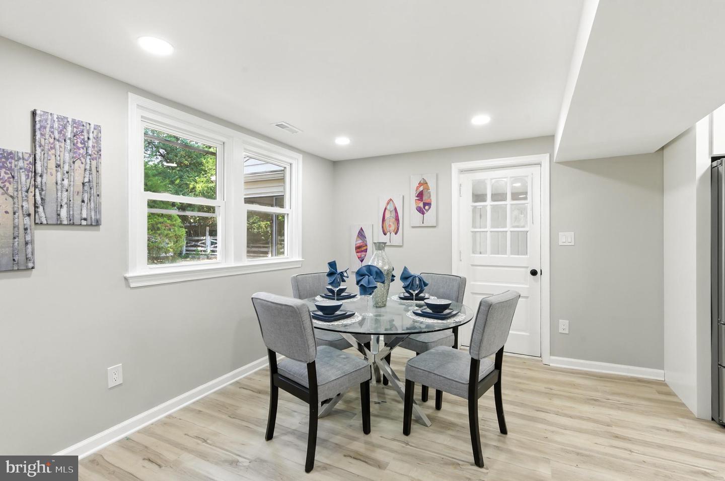 8602 CUSHMAN PL, ALEXANDRIA, Virginia 22308, 4 Bedrooms Bedrooms, ,3 BathroomsBathrooms,Residential,For sale,8602 CUSHMAN PL,VAFX2266324 MLS # VAFX2266324