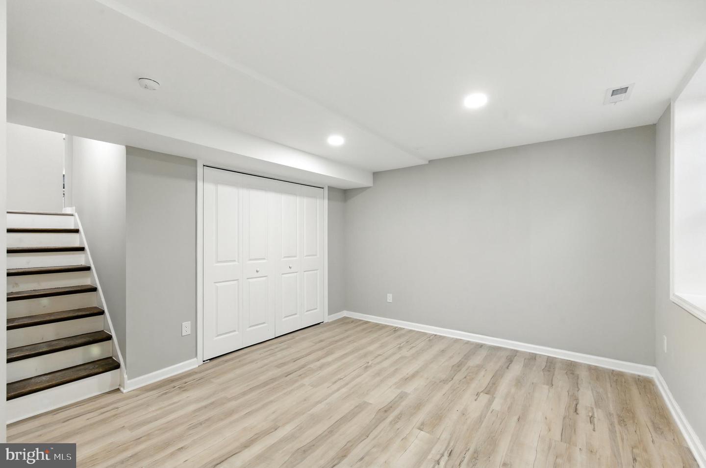 8602 CUSHMAN PL, ALEXANDRIA, Virginia 22308, 4 Bedrooms Bedrooms, ,3 BathroomsBathrooms,Residential,For sale,8602 CUSHMAN PL,VAFX2266324 MLS # VAFX2266324