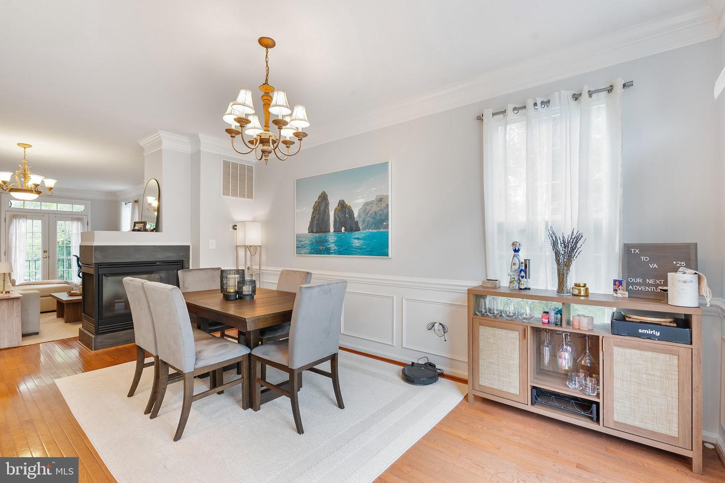 12045 OVERBRIDGE LN, FAIRFAX, Virginia 22030, 4 Bedrooms Bedrooms, 8 Rooms Rooms,3 BathroomsBathrooms,Residential,For sale,12045 OVERBRIDGE LN,VAFX2269778 MLS # VAFX2269778