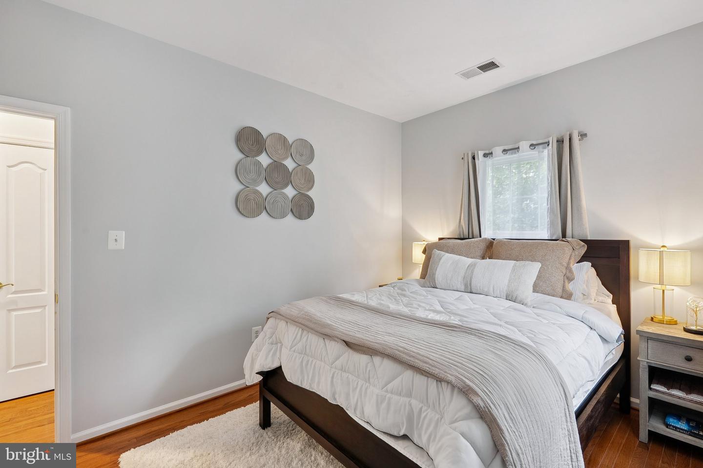 12045 OVERBRIDGE LN, FAIRFAX, Virginia 22030, 4 Bedrooms Bedrooms, 8 Rooms Rooms,3 BathroomsBathrooms,Residential,For sale,12045 OVERBRIDGE LN,VAFX2269778 MLS # VAFX2269778