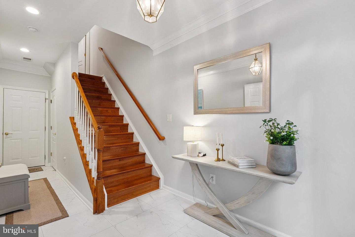 12045 OVERBRIDGE LN, FAIRFAX, Virginia 22030, 4 Bedrooms Bedrooms, 8 Rooms Rooms,3 BathroomsBathrooms,Residential,For sale,12045 OVERBRIDGE LN,VAFX2269778 MLS # VAFX2269778