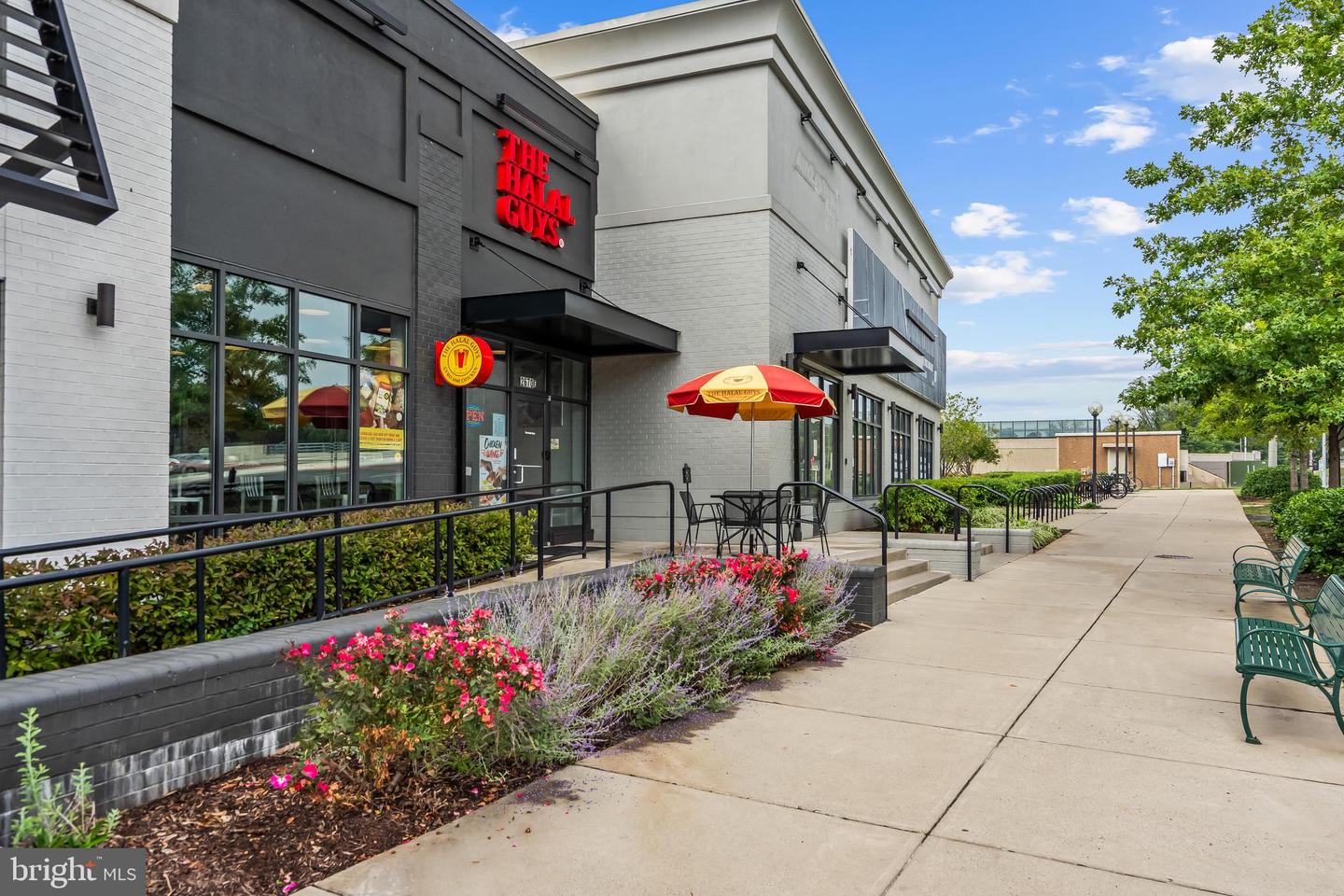 2711 BELLFOREST CT #109, VIENNA, Virginia 22180, 1 Bedroom Bedrooms, ,1 BathroomBathrooms,Residential,For sale,2711 BELLFOREST CT #109,VAFX2270210 MLS # VAFX2270210