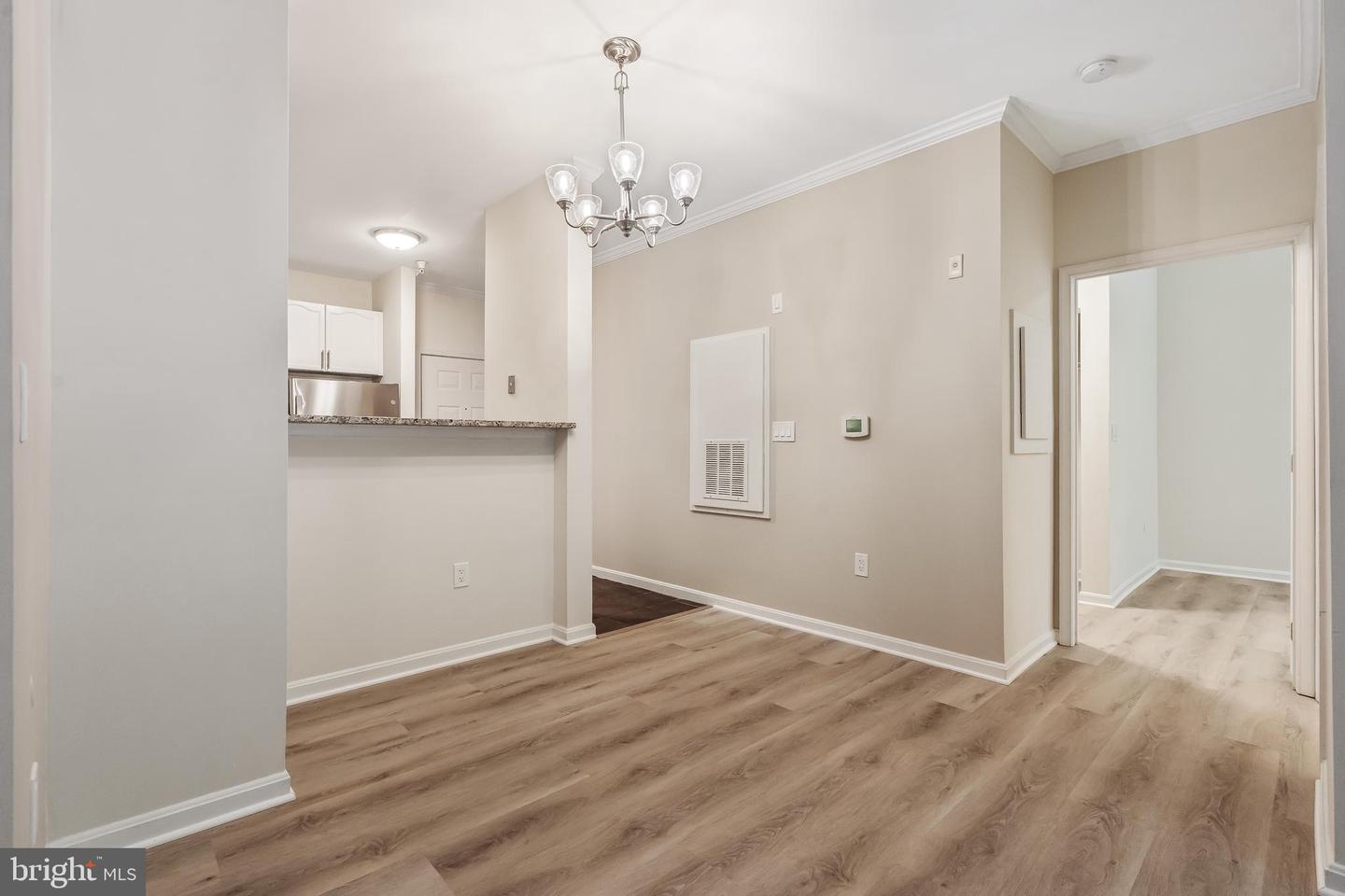 2711 BELLFOREST CT #109, VIENNA, Virginia 22180, 1 Bedroom Bedrooms, ,1 BathroomBathrooms,Residential,For sale,2711 BELLFOREST CT #109,VAFX2270210 MLS # VAFX2270210