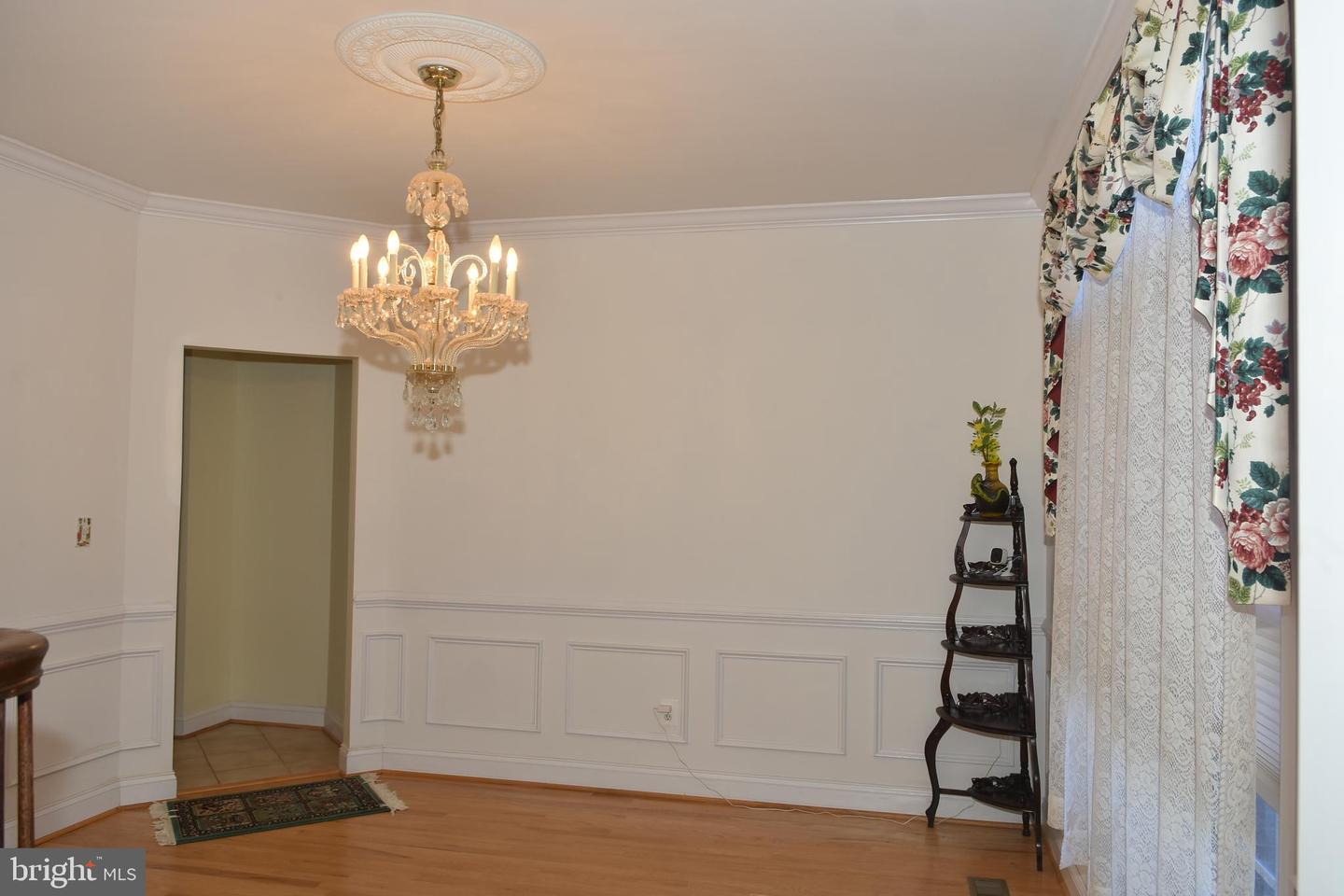 12511 ROCHESTER DR, FAIRFAX, Virginia 22030, 7 Bedrooms Bedrooms, ,5 BathroomsBathrooms,Residential,For sale,12511 ROCHESTER DR,VAFX2273154 MLS # VAFX2273154 12511 ROCHESTER DR, FAIRFAX, Virginia 22030, 7 Bedrooms Bedrooms, ,5 BathroomsBathrooms,Residential,For sale,12511 ROCHESTER DR,VAFX2273154 MLS # VAFX2273154