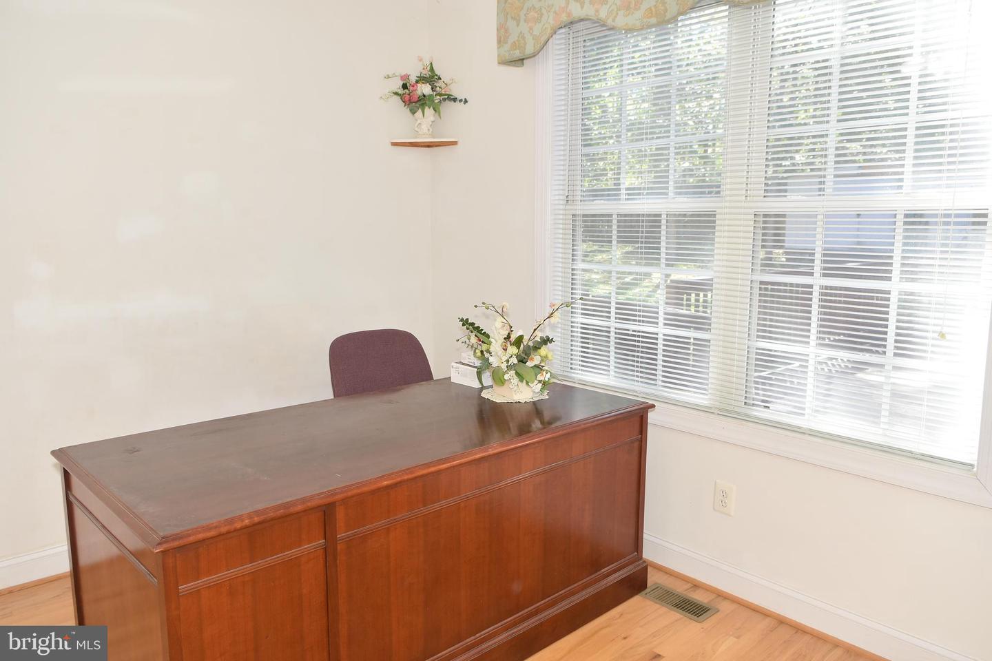 12511 ROCHESTER DR, FAIRFAX, Virginia 22030, 7 Bedrooms Bedrooms, ,5 BathroomsBathrooms,Residential,For sale,12511 ROCHESTER DR,VAFX2273154 MLS # VAFX2273154 12511 ROCHESTER DR, FAIRFAX, Virginia 22030, 7 Bedrooms Bedrooms, ,5 BathroomsBathrooms,Residential,For sale,12511 ROCHESTER DR,VAFX2273154 MLS # VAFX2273154