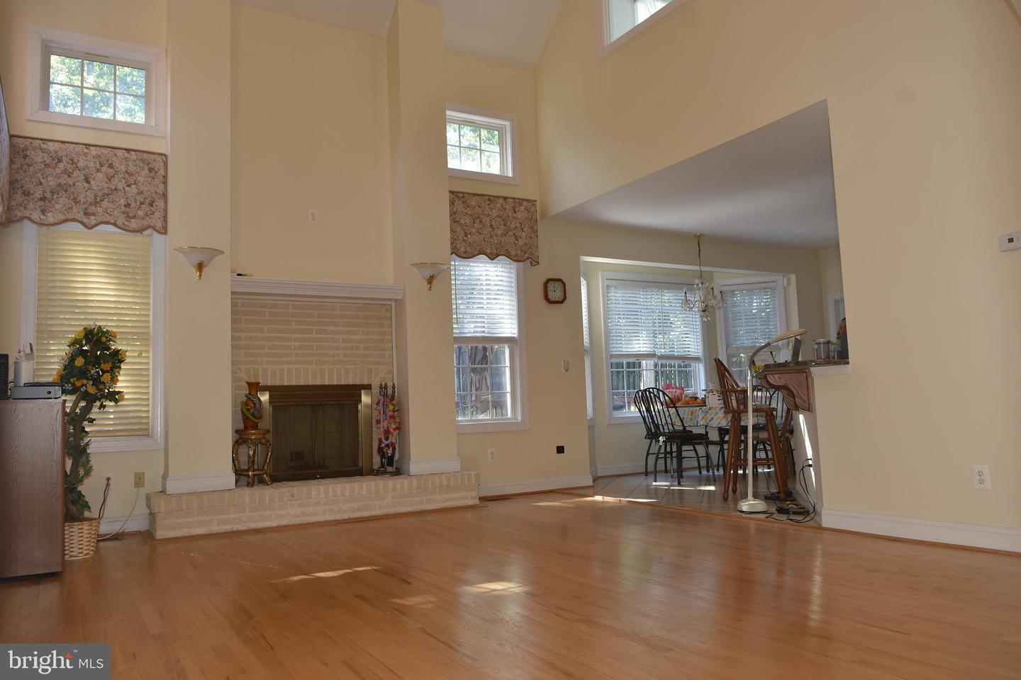 12511 ROCHESTER DR, FAIRFAX, Virginia 22030, 7 Bedrooms Bedrooms, ,5 BathroomsBathrooms,Residential,For sale,12511 ROCHESTER DR,VAFX2273154 MLS # VAFX2273154 12511 ROCHESTER DR, FAIRFAX, Virginia 22030, 7 Bedrooms Bedrooms, ,5 BathroomsBathrooms,Residential,For sale,12511 ROCHESTER DR,VAFX2273154 MLS # VAFX2273154