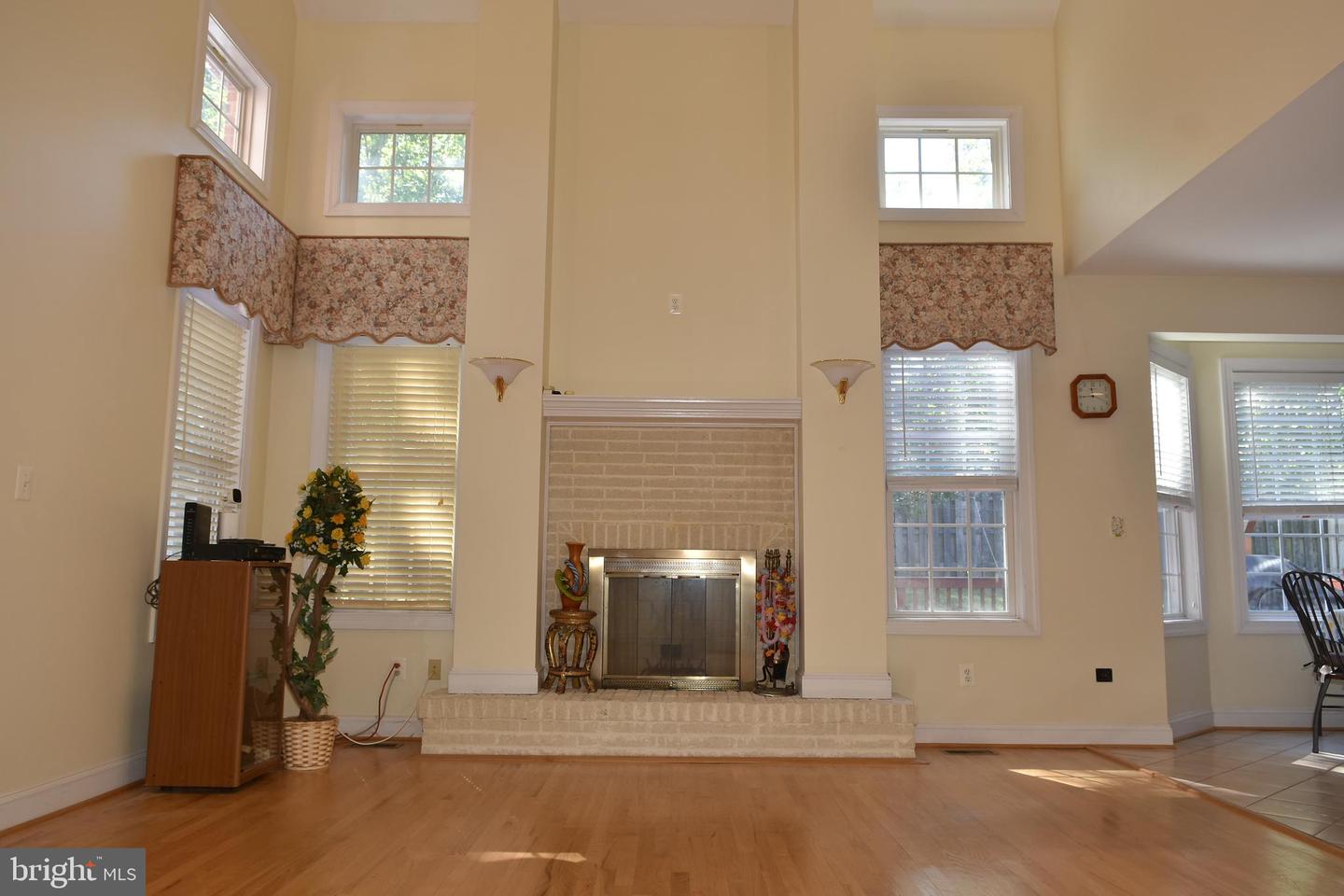 12511 ROCHESTER DR, FAIRFAX, Virginia 22030, 7 Bedrooms Bedrooms, ,5 BathroomsBathrooms,Residential,For sale,12511 ROCHESTER DR,VAFX2273154 MLS # VAFX2273154 12511 ROCHESTER DR, FAIRFAX, Virginia 22030, 7 Bedrooms Bedrooms, ,5 BathroomsBathrooms,Residential,For sale,12511 ROCHESTER DR,VAFX2273154 MLS # VAFX2273154