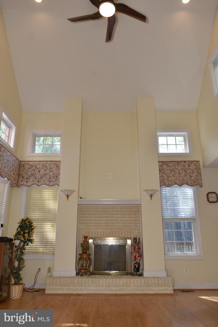 12511 ROCHESTER DR, FAIRFAX, Virginia 22030, 7 Bedrooms Bedrooms, ,5 BathroomsBathrooms,Residential,For sale,12511 ROCHESTER DR,VAFX2273154 MLS # VAFX2273154 12511 ROCHESTER DR, FAIRFAX, Virginia 22030, 7 Bedrooms Bedrooms, ,5 BathroomsBathrooms,Residential,For sale,12511 ROCHESTER DR,VAFX2273154 MLS # VAFX2273154