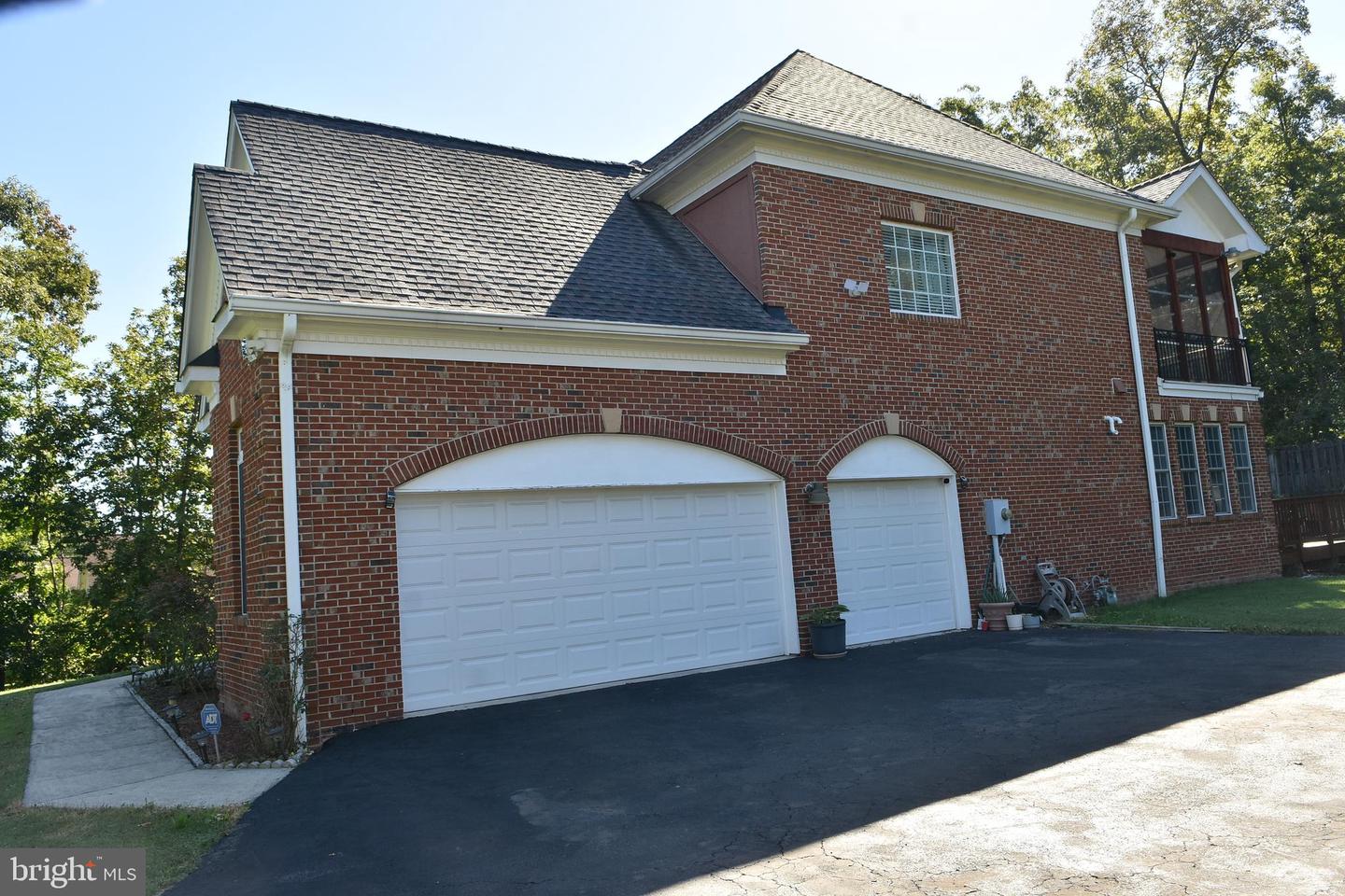 12511 ROCHESTER DR, FAIRFAX, Virginia 22030, 7 Bedrooms Bedrooms, ,5 BathroomsBathrooms,Residential,For sale,12511 ROCHESTER DR,VAFX2273154 MLS # VAFX2273154 12511 ROCHESTER DR, FAIRFAX, Virginia 22030, 7 Bedrooms Bedrooms, ,5 BathroomsBathrooms,Residential,For sale,12511 ROCHESTER DR,VAFX2273154 MLS # VAFX2273154