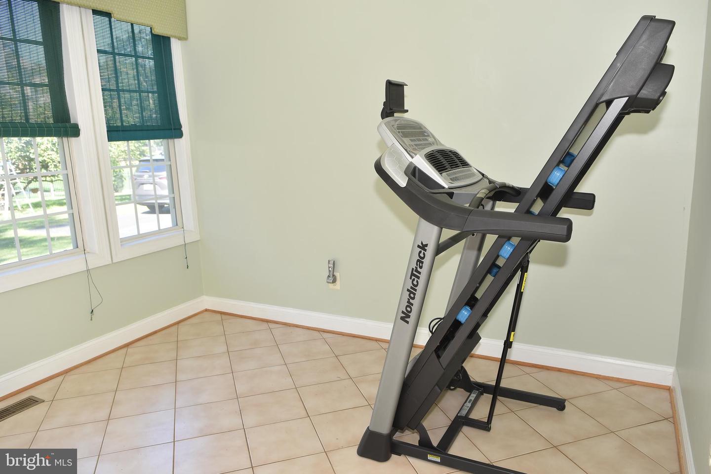 12511 ROCHESTER DR, FAIRFAX, Virginia 22030, 7 Bedrooms Bedrooms, ,5 BathroomsBathrooms,Residential,For sale,12511 ROCHESTER DR,VAFX2273154 MLS # VAFX2273154 12511 ROCHESTER DR, FAIRFAX, Virginia 22030, 7 Bedrooms Bedrooms, ,5 BathroomsBathrooms,Residential,For sale,12511 ROCHESTER DR,VAFX2273154 MLS # VAFX2273154