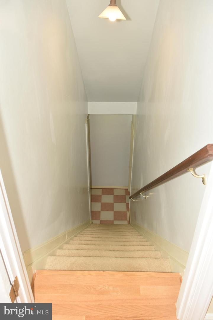 12511 ROCHESTER DR, FAIRFAX, Virginia 22030, 7 Bedrooms Bedrooms, ,5 BathroomsBathrooms,Residential,For sale,12511 ROCHESTER DR,VAFX2273154 MLS # VAFX2273154 12511 ROCHESTER DR, FAIRFAX, Virginia 22030, 7 Bedrooms Bedrooms, ,5 BathroomsBathrooms,Residential,For sale,12511 ROCHESTER DR,VAFX2273154 MLS # VAFX2273154