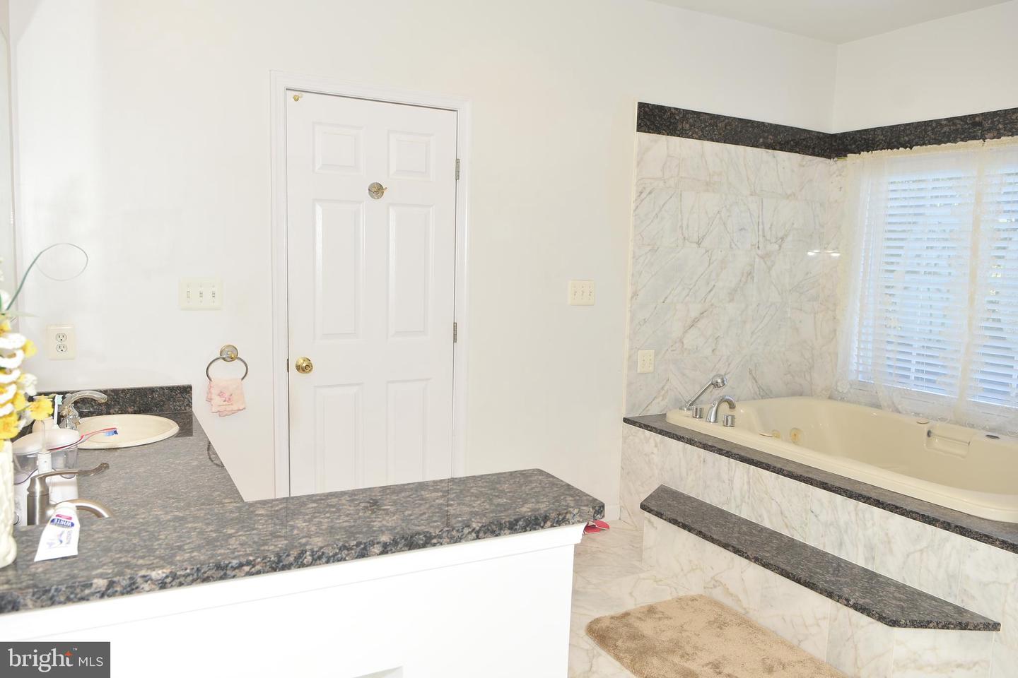 12511 ROCHESTER DR, FAIRFAX, Virginia 22030, 7 Bedrooms Bedrooms, ,5 BathroomsBathrooms,Residential,For sale,12511 ROCHESTER DR,VAFX2273154 MLS # VAFX2273154 12511 ROCHESTER DR, FAIRFAX, Virginia 22030, 7 Bedrooms Bedrooms, ,5 BathroomsBathrooms,Residential,For sale,12511 ROCHESTER DR,VAFX2273154 MLS # VAFX2273154