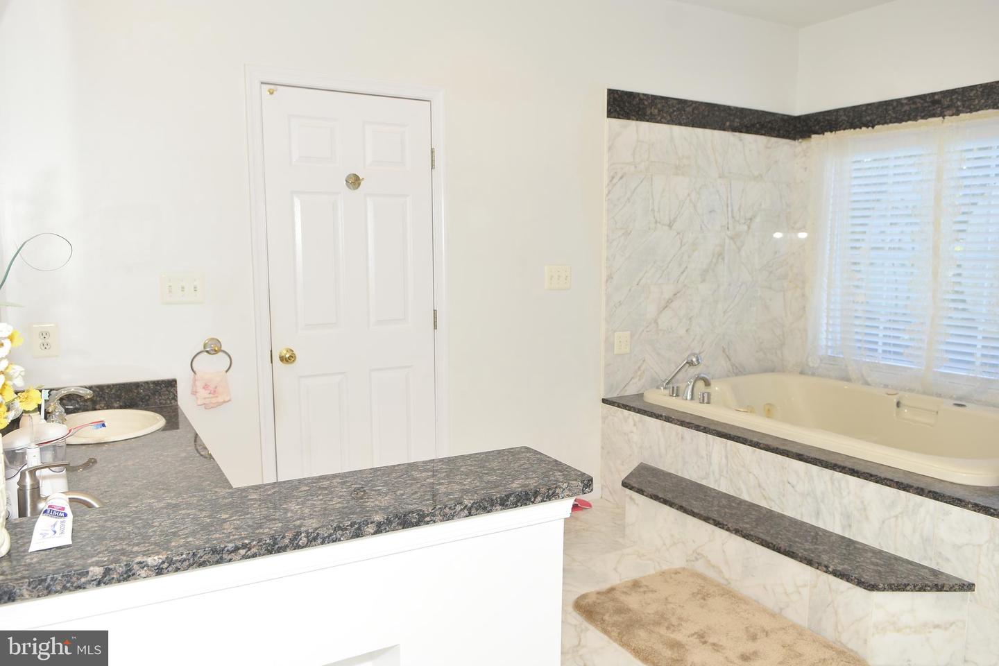 12511 ROCHESTER DR, FAIRFAX, Virginia 22030, 7 Bedrooms Bedrooms, ,5 BathroomsBathrooms,Residential,For sale,12511 ROCHESTER DR,VAFX2273154 MLS # VAFX2273154 12511 ROCHESTER DR, FAIRFAX, Virginia 22030, 7 Bedrooms Bedrooms, ,5 BathroomsBathrooms,Residential,For sale,12511 ROCHESTER DR,VAFX2273154 MLS # VAFX2273154