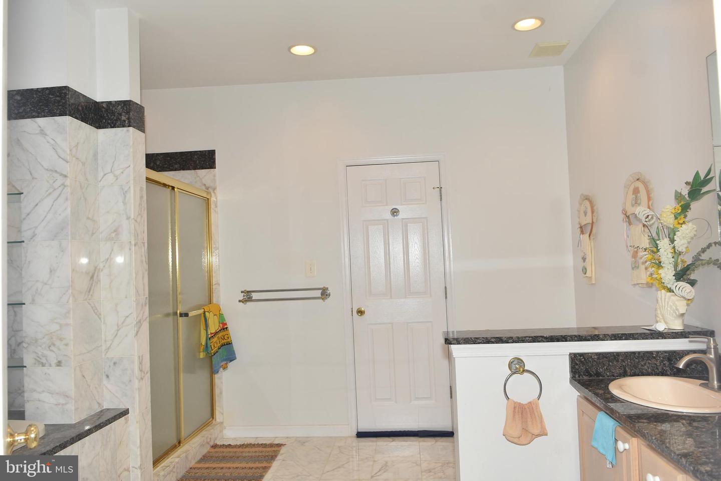 12511 ROCHESTER DR, FAIRFAX, Virginia 22030, 7 Bedrooms Bedrooms, ,5 BathroomsBathrooms,Residential,For sale,12511 ROCHESTER DR,VAFX2273154 MLS # VAFX2273154 12511 ROCHESTER DR, FAIRFAX, Virginia 22030, 7 Bedrooms Bedrooms, ,5 BathroomsBathrooms,Residential,For sale,12511 ROCHESTER DR,VAFX2273154 MLS # VAFX2273154