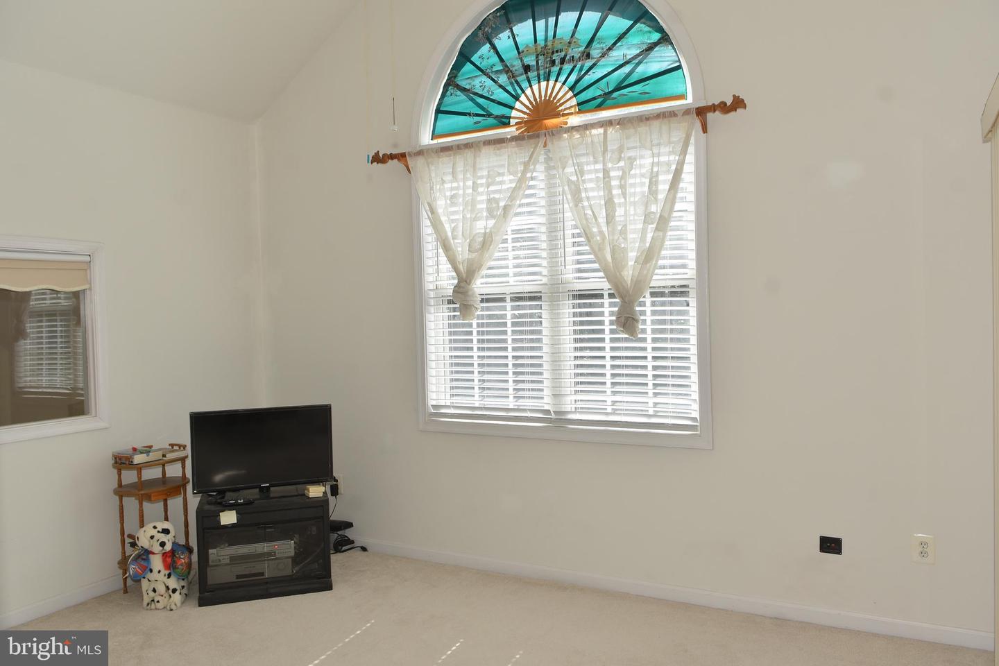 12511 ROCHESTER DR, FAIRFAX, Virginia 22030, 7 Bedrooms Bedrooms, ,5 BathroomsBathrooms,Residential,For sale,12511 ROCHESTER DR,VAFX2273154 MLS # VAFX2273154 12511 ROCHESTER DR, FAIRFAX, Virginia 22030, 7 Bedrooms Bedrooms, ,5 BathroomsBathrooms,Residential,For sale,12511 ROCHESTER DR,VAFX2273154 MLS # VAFX2273154