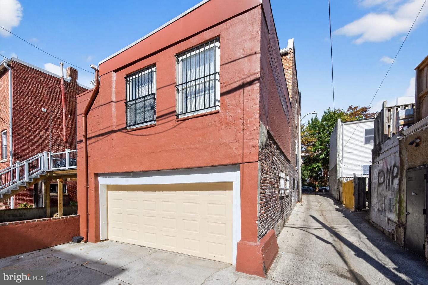 1410 FLORIDA AVE NW, WASHINGTON, District Of Columbia 20009, 3 Bedrooms Bedrooms, ,2 BathroomsBathrooms,Residential,For sale,1410 FLORIDA AVE NW,DCDC2227326 MLS # DCDC2227326