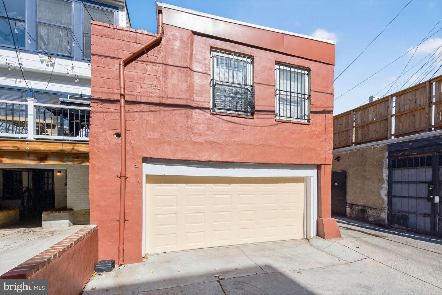 1410 FLORIDA AVE NW, WASHINGTON, District Of Columbia 20009, 3 Bedrooms Bedrooms, ,2 BathroomsBathrooms,Residential,For sale,1410 FLORIDA AVE NW,DCDC2227326 MLS # DCDC2227326