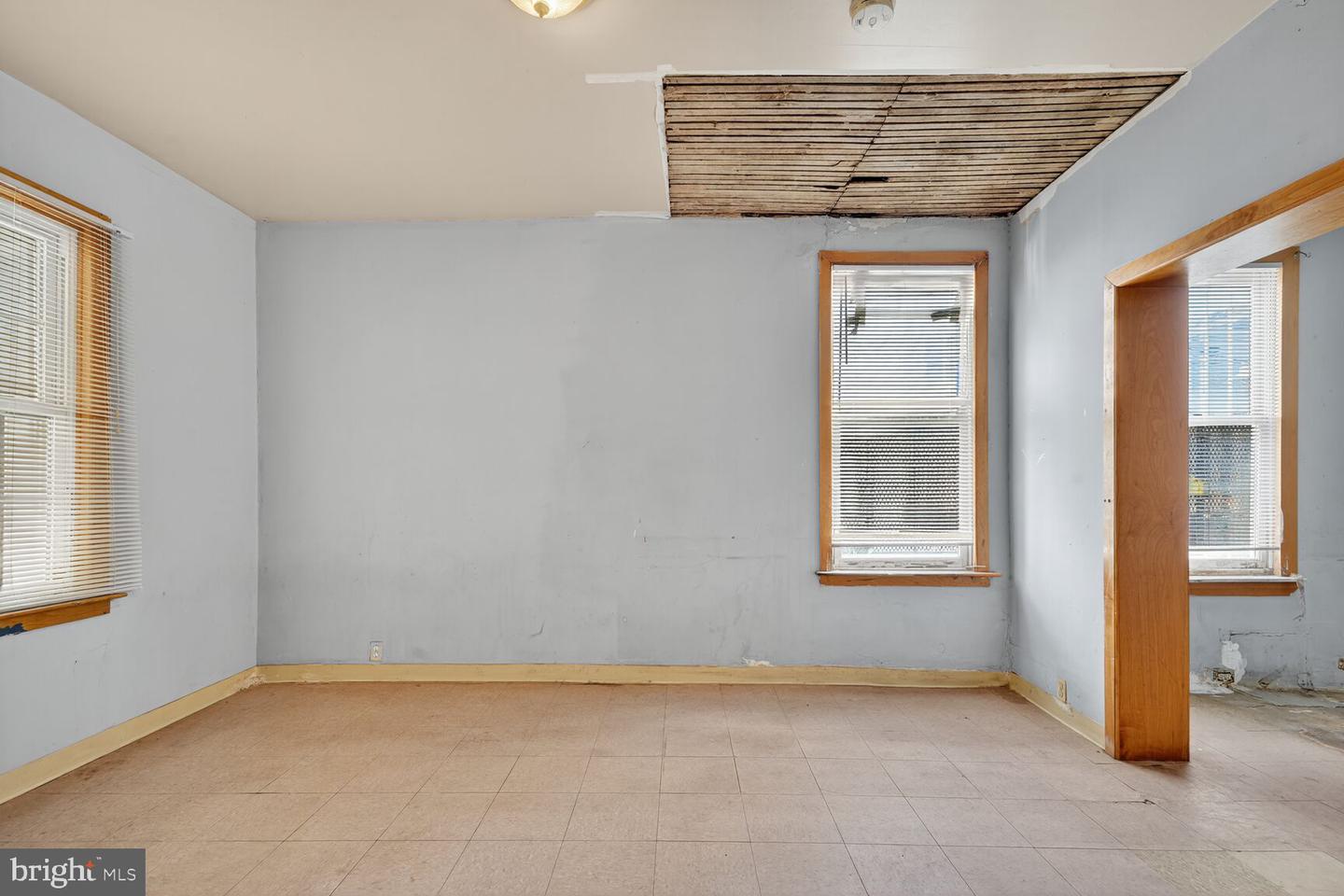 1410 FLORIDA AVE NW, WASHINGTON, District Of Columbia 20009, 3 Bedrooms Bedrooms, ,2 BathroomsBathrooms,Residential,For sale,1410 FLORIDA AVE NW,DCDC2227326 MLS # DCDC2227326