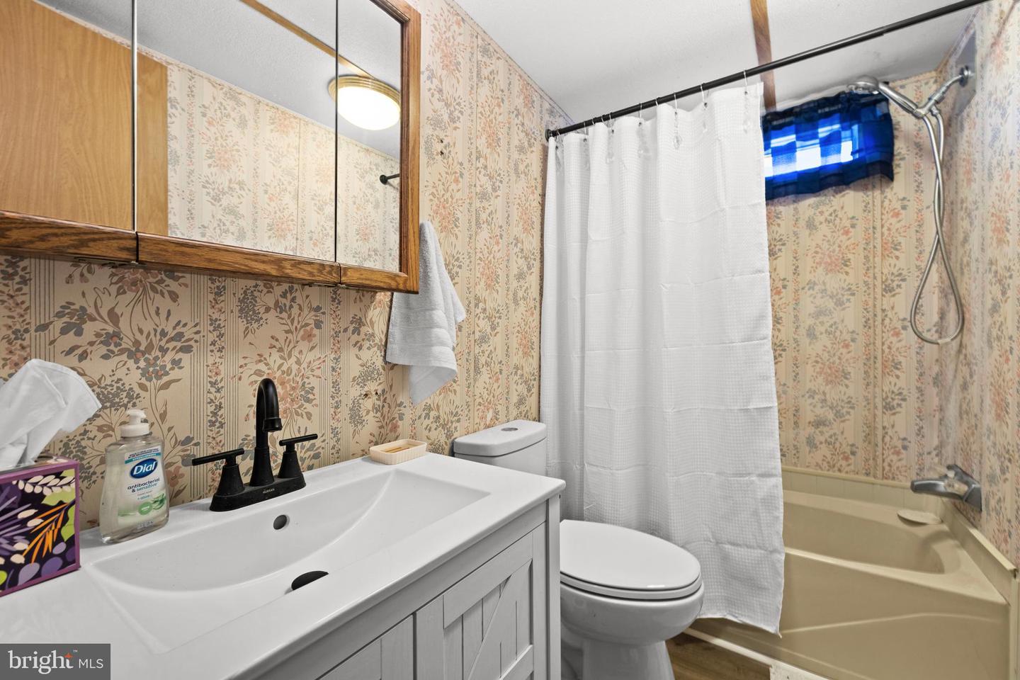 29231 RACCOON FORD RD, BURR HILL, Virginia 22433, 3 Bedrooms Bedrooms, ,2 BathroomsBathrooms,Residential,For sale,29231 RACCOON FORD RD,VAOR2012578 MLS # VAOR2012578 29231 RACCOON FORD RD, BURR HILL, Virginia 22433, 3 Bedrooms Bedrooms, ,2 BathroomsBathrooms,Residential,For sale,29231 RACCOON FORD RD,VAOR2012578 MLS # VAOR2012578