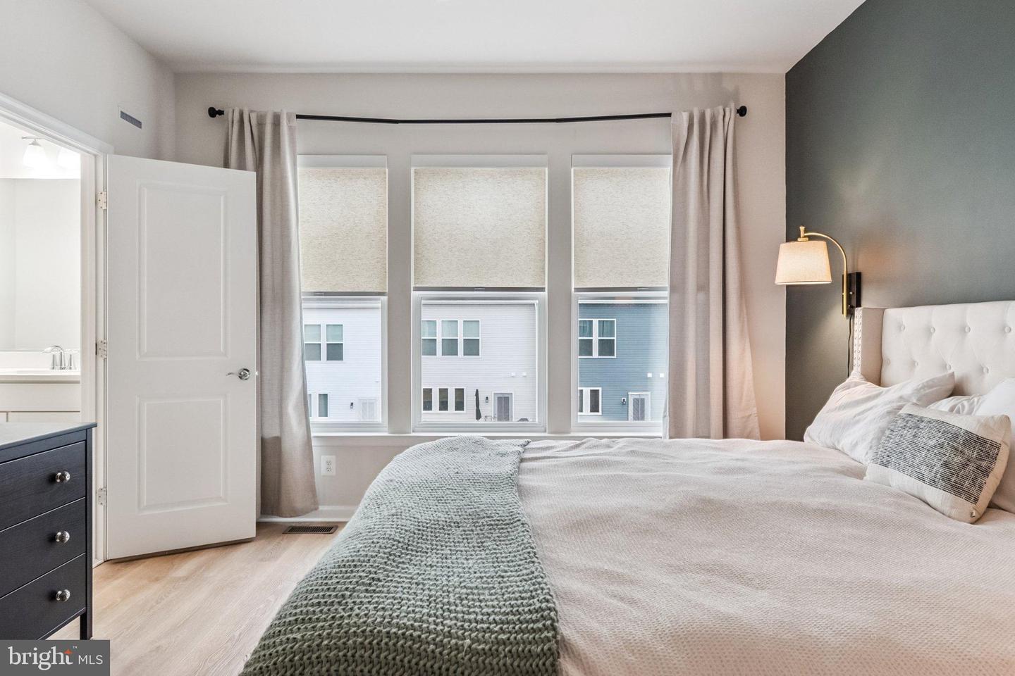 HAYMARKET, Virginia 20169, 3 Bedrooms Bedrooms, ,2 BathroomsBathrooms,Residential,For sale,VAPW2106008 MLS # VAPW2106008