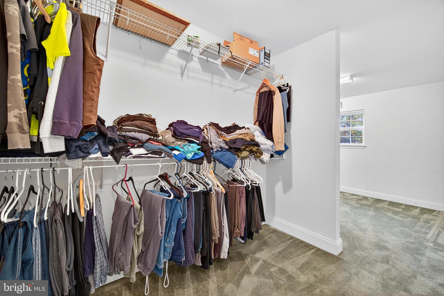 190 NEWELL DR, MIDDLETOWN, Virginia 22645, 5 Bedrooms Bedrooms, ,6 BathroomsBathrooms,Residential,For sale,190 NEWELL DR,VAFV2037388 MLS # VAFV2037388