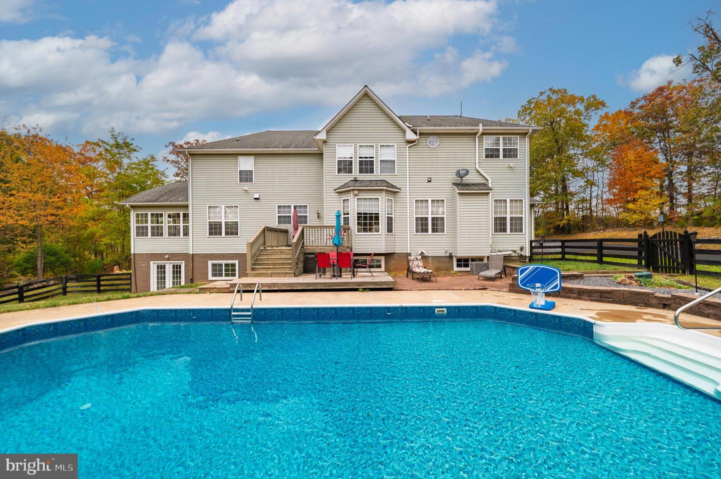 190 NEWELL DR, MIDDLETOWN, Virginia 22645, 5 Bedrooms Bedrooms, ,6 BathroomsBathrooms,Residential,For sale,190 NEWELL DR,VAFV2037388 MLS # VAFV2037388