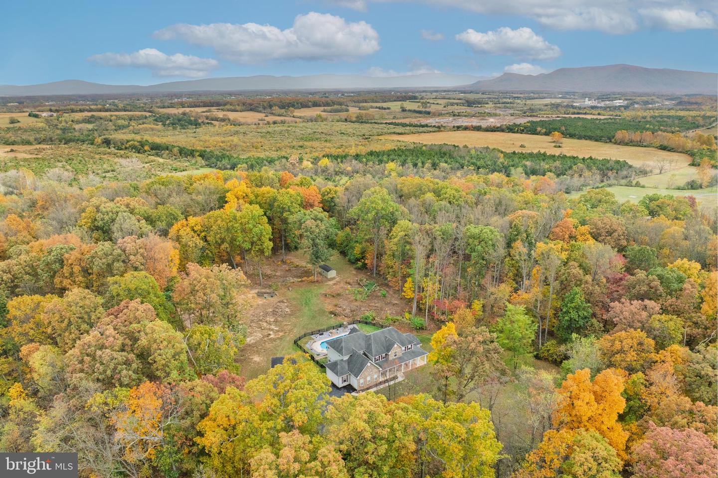 190 NEWELL DR, MIDDLETOWN, Virginia 22645, 5 Bedrooms Bedrooms, ,6 BathroomsBathrooms,Residential,For sale,190 NEWELL DR,VAFV2037388 MLS # VAFV2037388