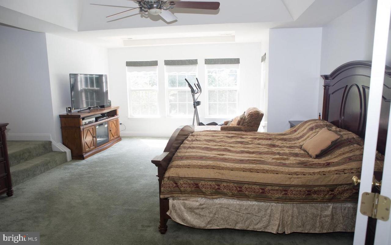 190 NEWELL DR, MIDDLETOWN, Virginia 22645, 5 Bedrooms Bedrooms, ,6 BathroomsBathrooms,Residential,For sale,190 NEWELL DR,VAFV2037388 MLS # VAFV2037388