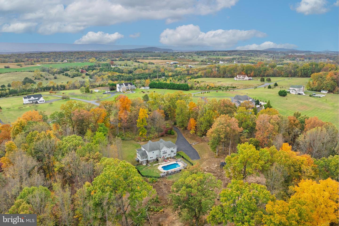 190 NEWELL DR, MIDDLETOWN, Virginia 22645, 5 Bedrooms Bedrooms, ,6 BathroomsBathrooms,Residential,For sale,190 NEWELL DR,VAFV2037388 MLS # VAFV2037388