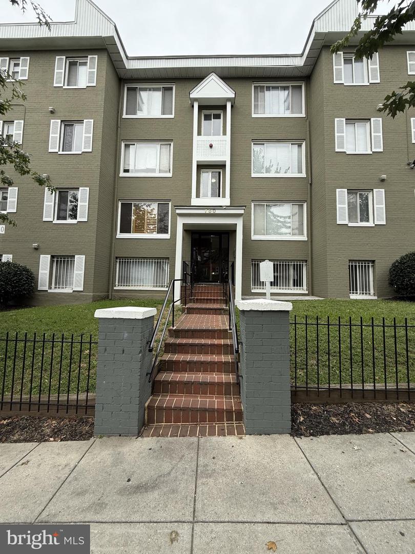 750 BARNABY ST SE #T3, WASHINGTON, District Of Columbia 20032, 2 Bedrooms Bedrooms, 5 Rooms Rooms,1 BathroomBathrooms,Residential,For sale,750 BARNABY ST SE #T3,DCDC2227136 MLS # DCDC2227136 750 BARNABY ST SE #T3, WASHINGTON, District Of Columbia 20032, 2 Bedrooms Bedrooms, 5 Rooms Rooms,1 BathroomBathrooms,Residential,For sale,750 BARNABY ST SE #T3,DCDC2227136 MLS # DCDC2227136