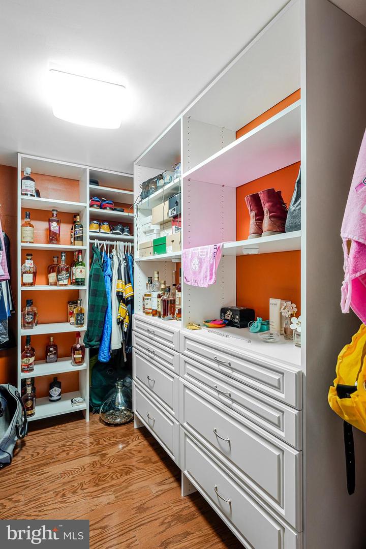 2844 DOVER LN #103, FALLS CHURCH, Virginia 22042, 1 Bedroom Bedrooms, ,1 BathroomBathrooms,Residential,For sale,2844 DOVER LN #103,VAFX2274428 MLS # VAFX2274428 2844 DOVER LN #103, FALLS CHURCH, Virginia 22042, 1 Bedroom Bedrooms, ,1 BathroomBathrooms,Residential,For sale,2844 DOVER LN #103,VAFX2274428 MLS # VAFX2274428