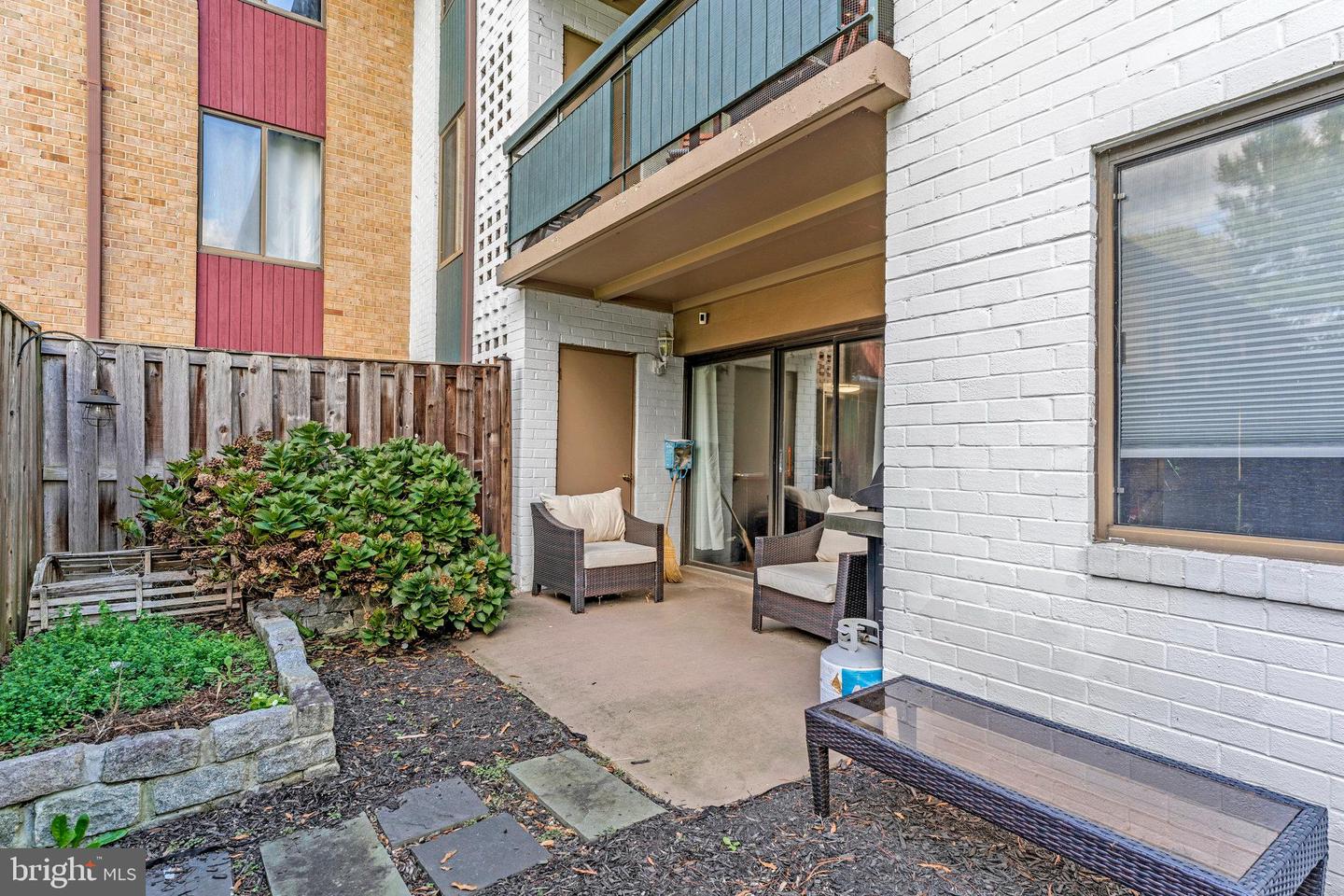 2844 DOVER LN #103, FALLS CHURCH, Virginia 22042, 1 Bedroom Bedrooms, ,1 BathroomBathrooms,Residential,For sale,2844 DOVER LN #103,VAFX2274428 MLS # VAFX2274428 2844 DOVER LN #103, FALLS CHURCH, Virginia 22042, 1 Bedroom Bedrooms, ,1 BathroomBathrooms,Residential,For sale,2844 DOVER LN #103,VAFX2274428 MLS # VAFX2274428