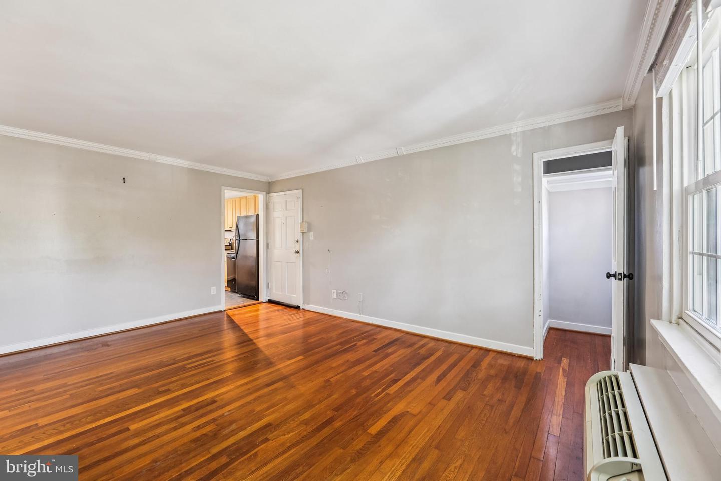 117 E GLEBE RD #B, ALEXANDRIA, Virginia 22305, 2 Bedrooms Bedrooms, 5 Rooms Rooms,1 BathroomBathrooms,Residential,For sale,117 E GLEBE RD #B,VAAX2050870 MLS # VAAX2050870 117 E GLEBE RD #B, ALEXANDRIA, Virginia 22305, 2 Bedrooms Bedrooms, 5 Rooms Rooms,1 BathroomBathrooms,Residential,For sale,117 E GLEBE RD #B,VAAX2050870 MLS # VAAX2050870