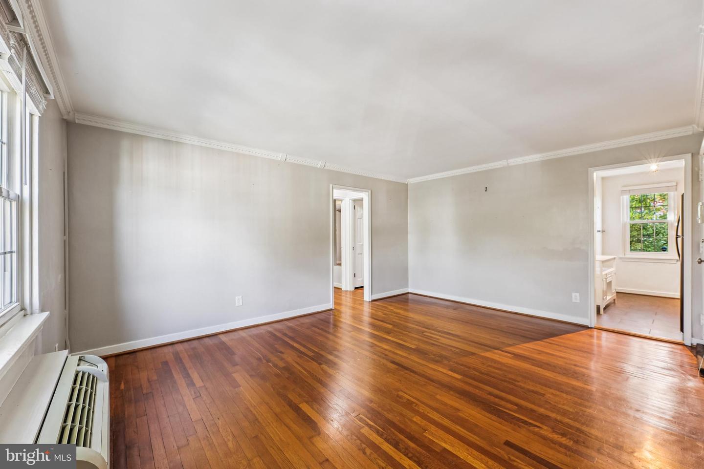 117 E GLEBE RD #B, ALEXANDRIA, Virginia 22305, 2 Bedrooms Bedrooms, 5 Rooms Rooms,1 BathroomBathrooms,Residential,For sale,117 E GLEBE RD #B,VAAX2050870 MLS # VAAX2050870 117 E GLEBE RD #B, ALEXANDRIA, Virginia 22305, 2 Bedrooms Bedrooms, 5 Rooms Rooms,1 BathroomBathrooms,Residential,For sale,117 E GLEBE RD #B,VAAX2050870 MLS # VAAX2050870
