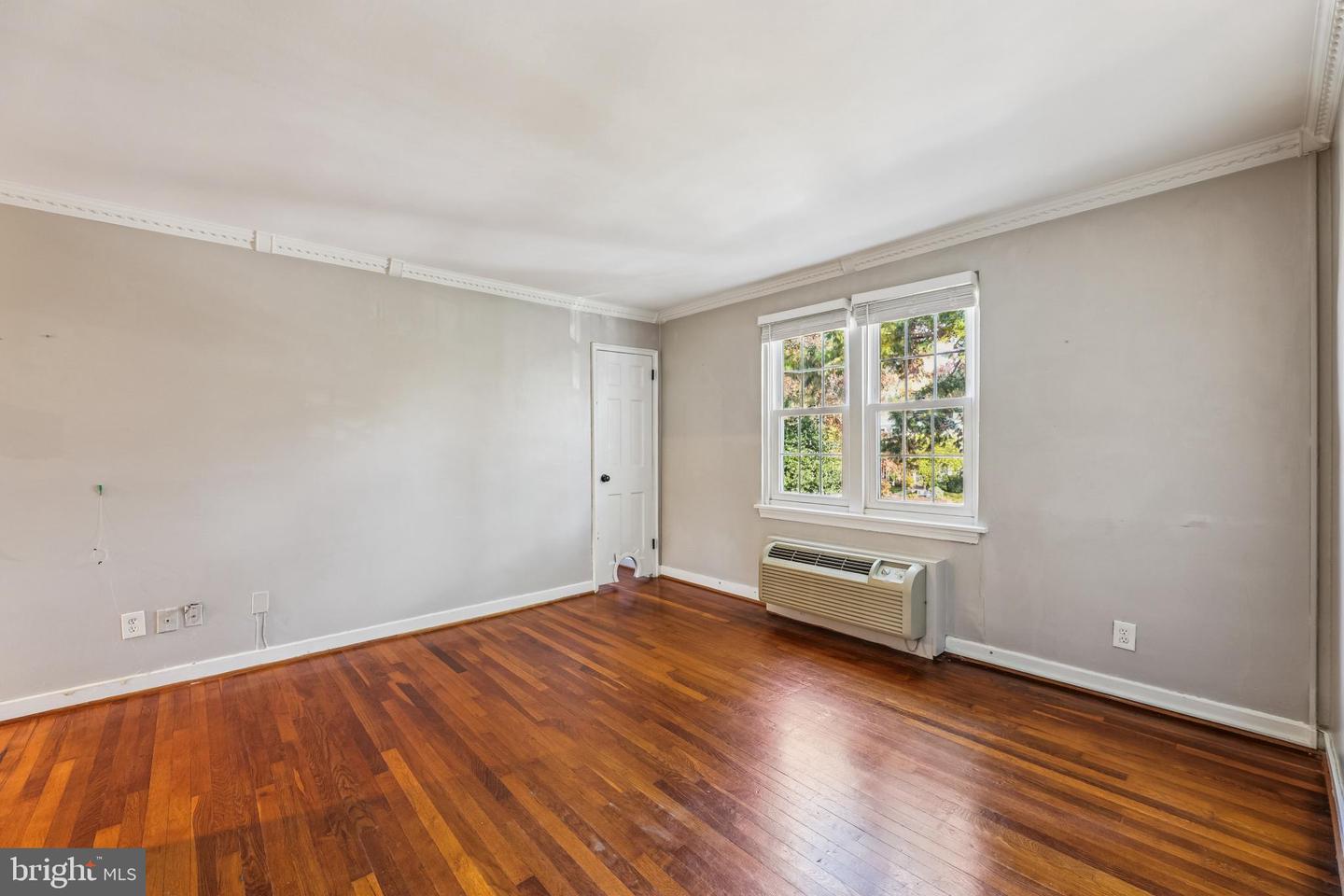 117 E GLEBE RD #B, ALEXANDRIA, Virginia 22305, 2 Bedrooms Bedrooms, 5 Rooms Rooms,1 BathroomBathrooms,Residential,For sale,117 E GLEBE RD #B,VAAX2050870 MLS # VAAX2050870 117 E GLEBE RD #B, ALEXANDRIA, Virginia 22305, 2 Bedrooms Bedrooms, 5 Rooms Rooms,1 BathroomBathrooms,Residential,For sale,117 E GLEBE RD #B,VAAX2050870 MLS # VAAX2050870