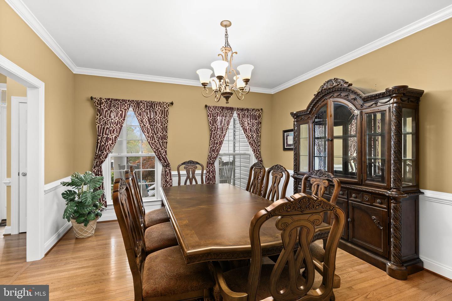 37 SERENE HILLS DR, FREDERICKSBURG, Virginia 22406, 6 Bedrooms Bedrooms, 9 Rooms Rooms,4 BathroomsBathrooms,Residential,For sale,37 SERENE HILLS DR,VAST2043546 MLS # VAST2043546